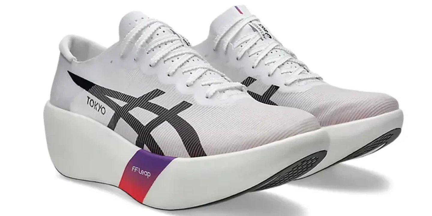 Asics Metaspeed Sky Tokyo running shoes in white and black with FFleap midsole and purple red heel accent
